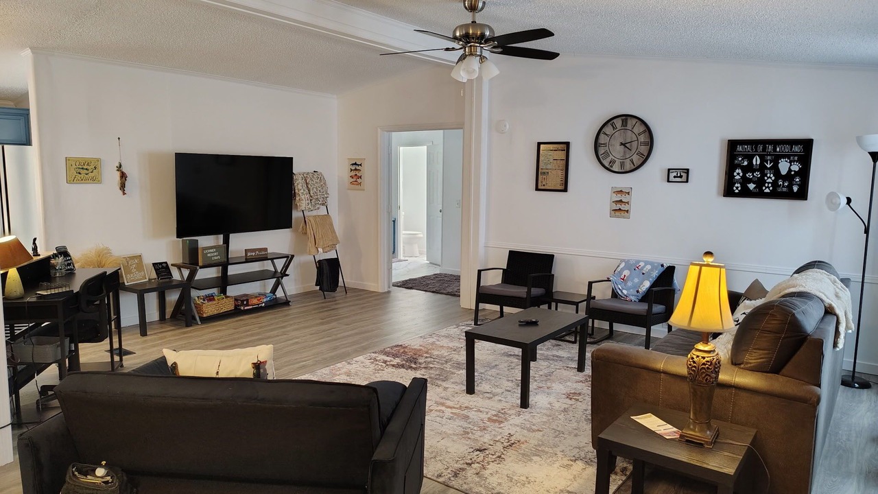 Photo of Livingroom in Salesville