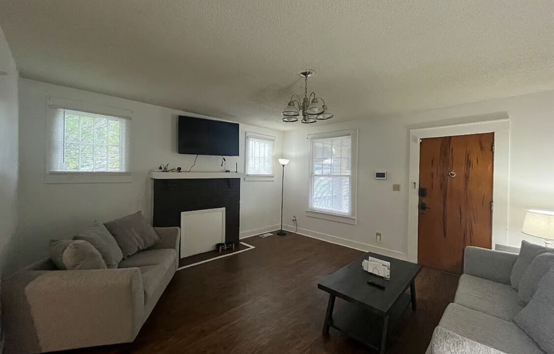 Photo of Livingroom in Chattanooga
