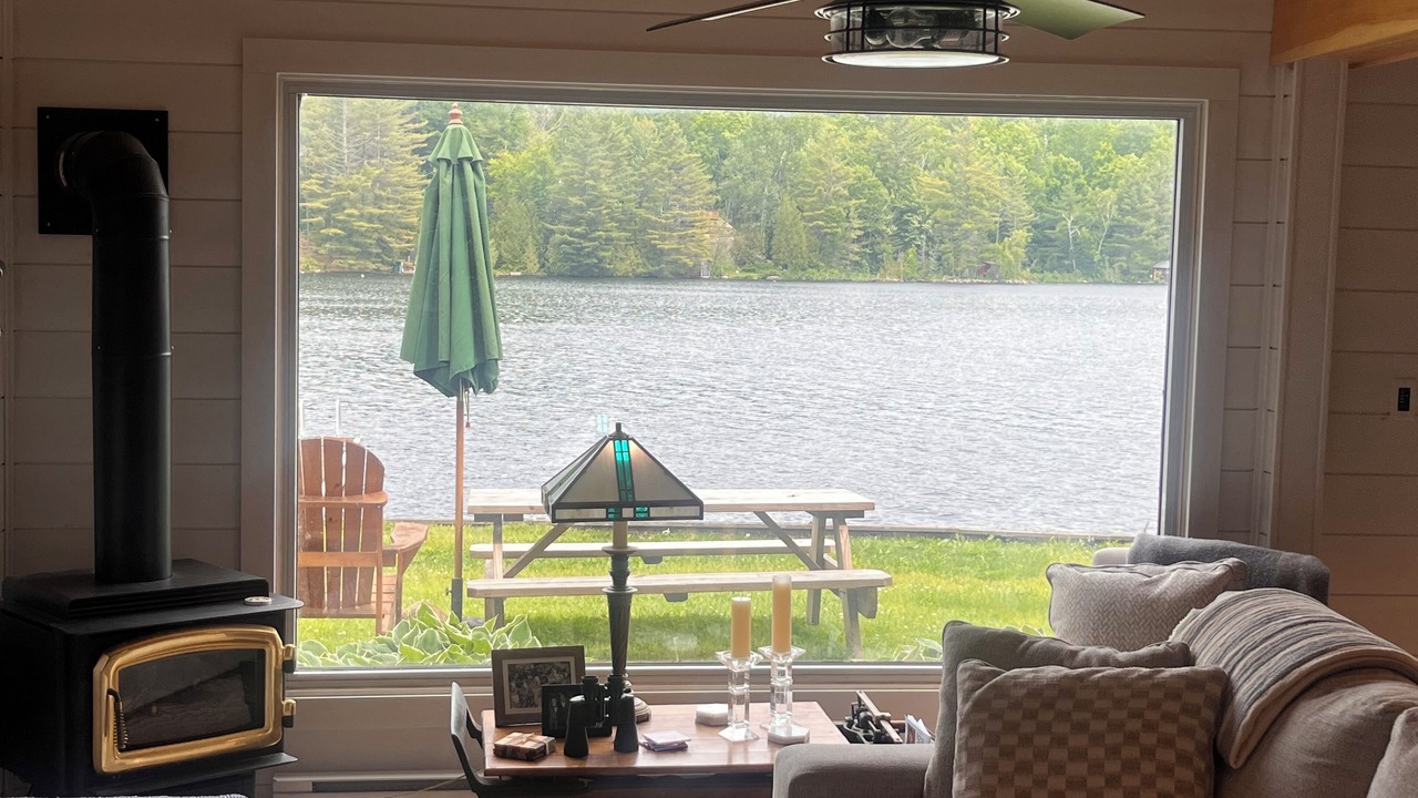 Photo of Livingroom in Minden Hills