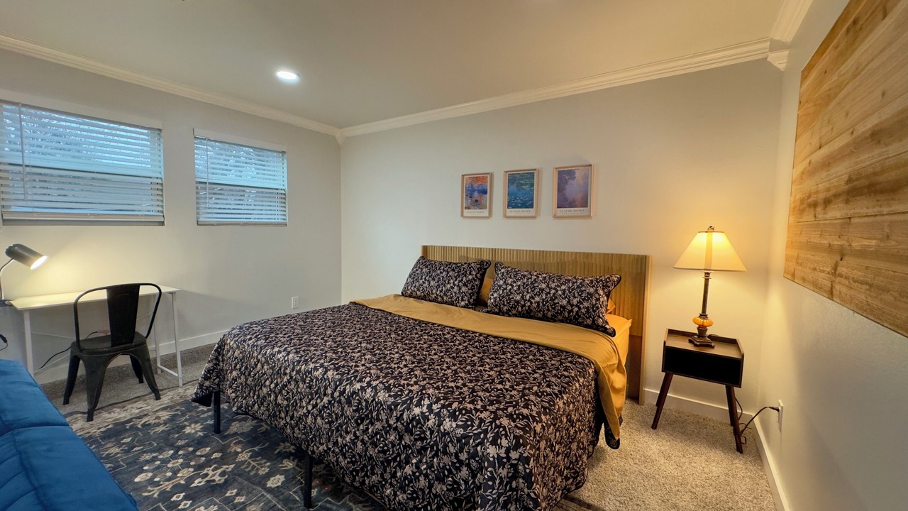 Photo of Bedroom in Oak Cliff