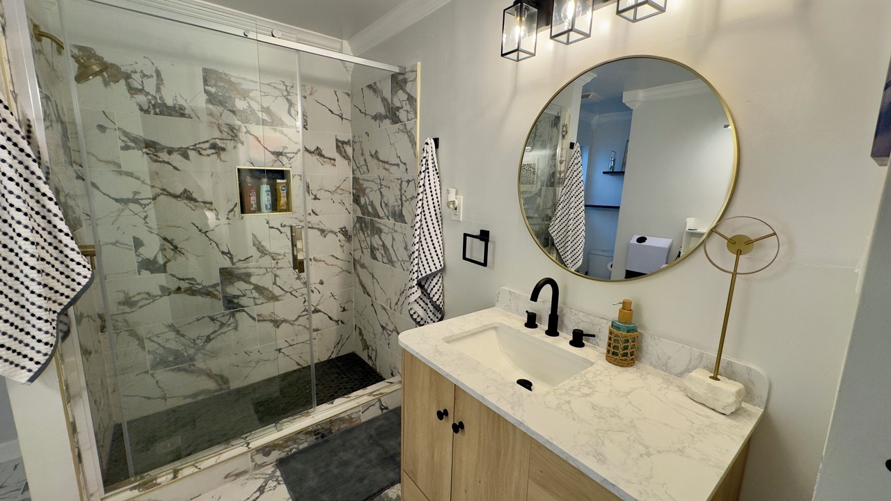Photo of Bathroom in Oak Cliff