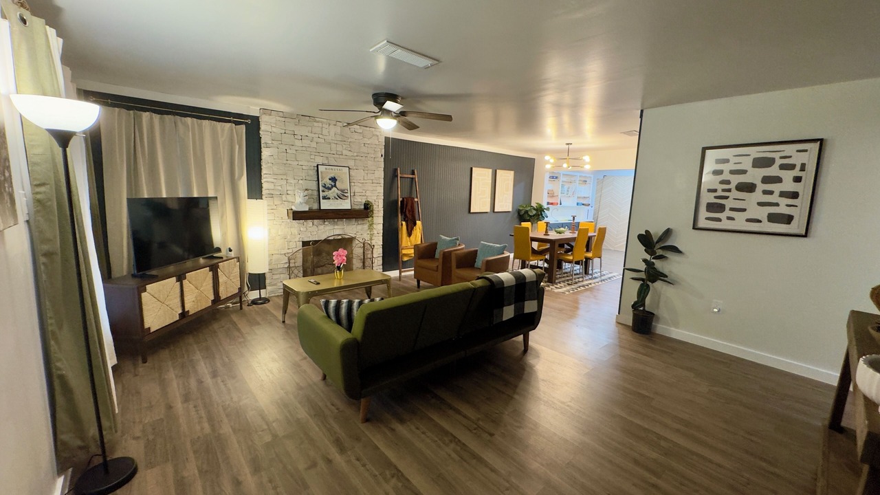 Photo of Livingroom in Oak Cliff