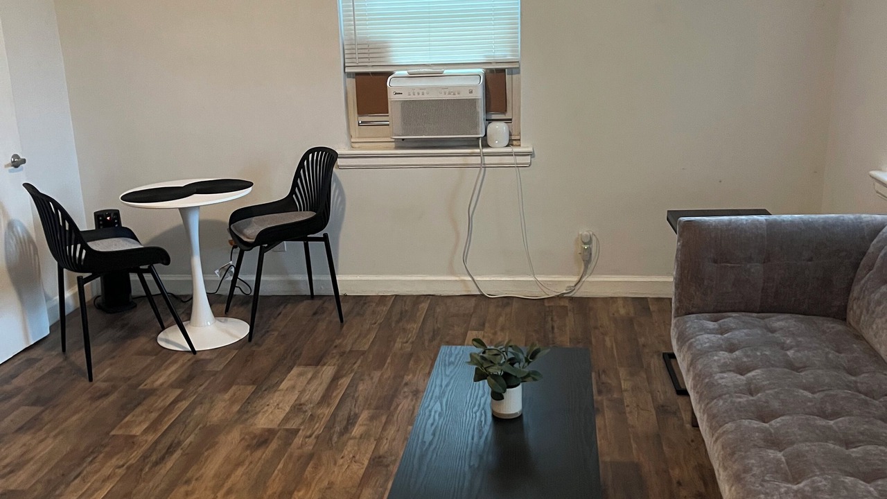 Photo of Livingroom in Albany