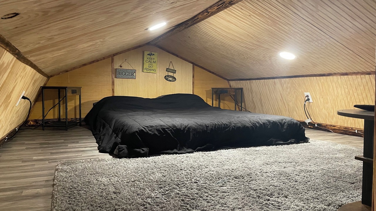 Photo of Bedroom in Lake of the Ozarks