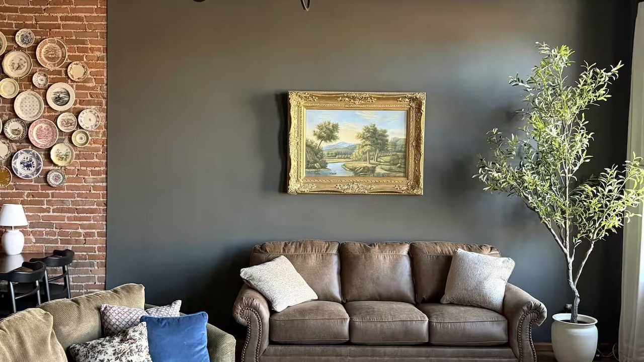 Photo of Livingroom in Winona