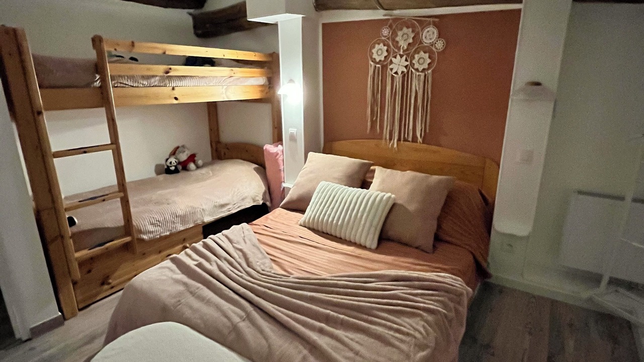 Photo of Bedroom in Beaulieu-sous-la-Roche