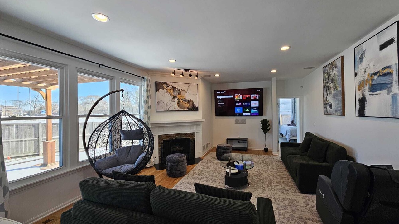 Photo of Livingroom in Bensenville