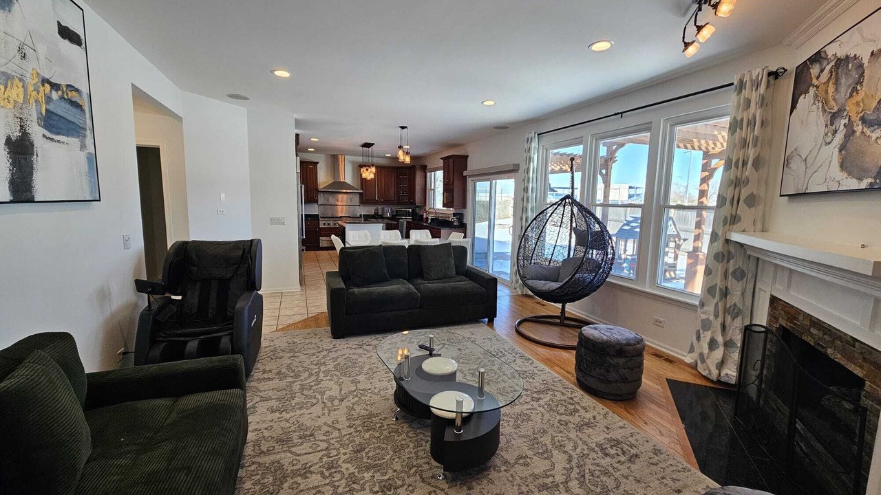 Photo of Livingroom in Bensenville