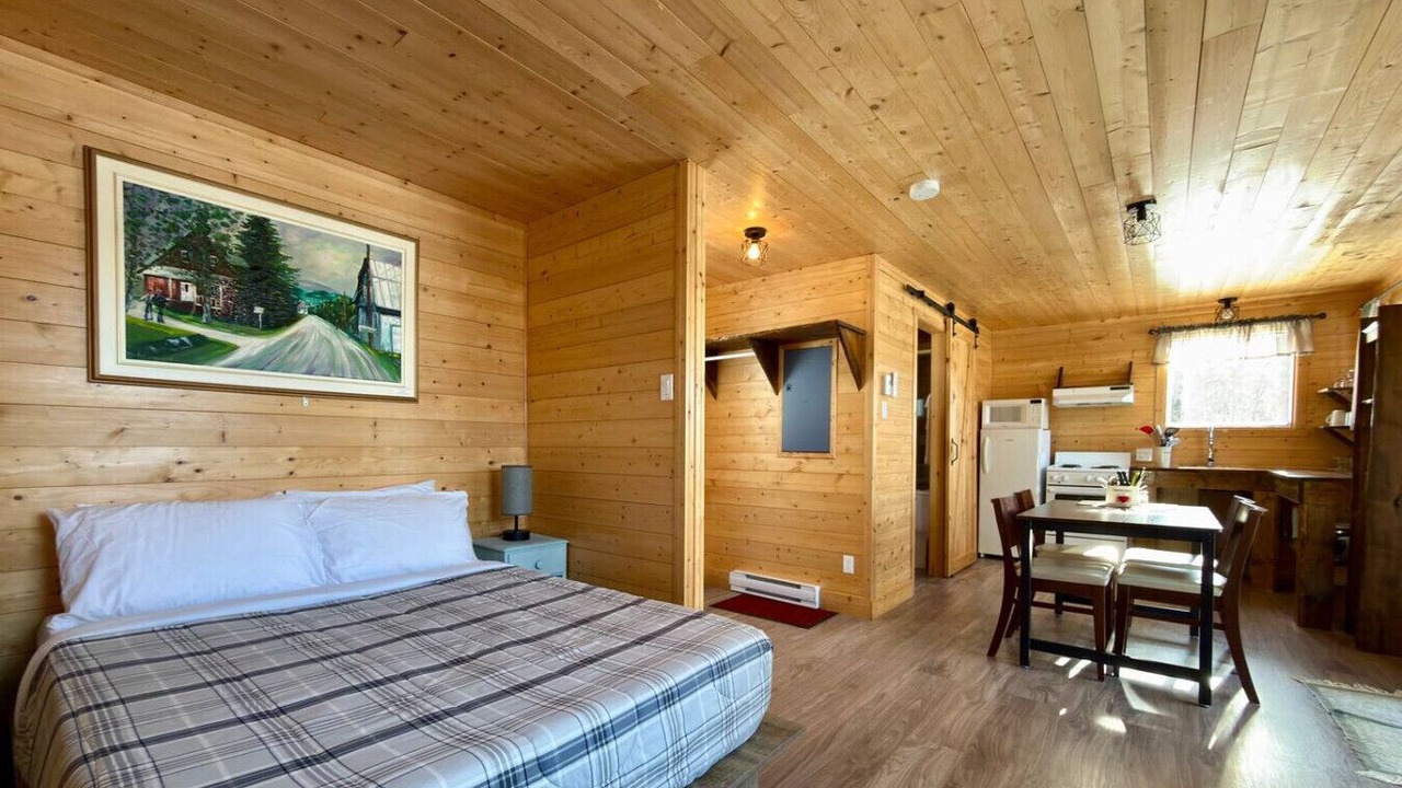 Photo of Bedroom in Pohenegamook