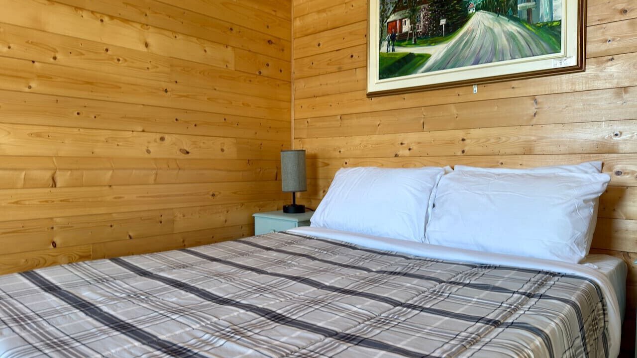 Photo of Bedroom in Pohenegamook