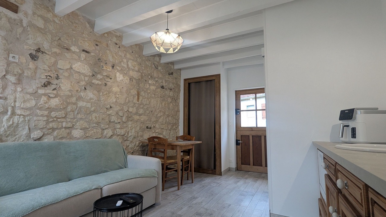 Photo of Livingroom in Vicq-sur-Nahon