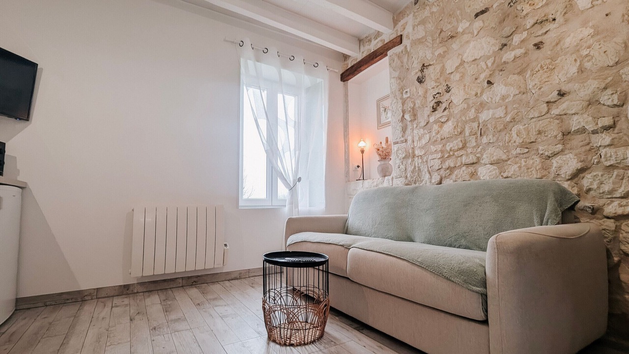 Photo of Livingroom in Vicq-sur-Nahon