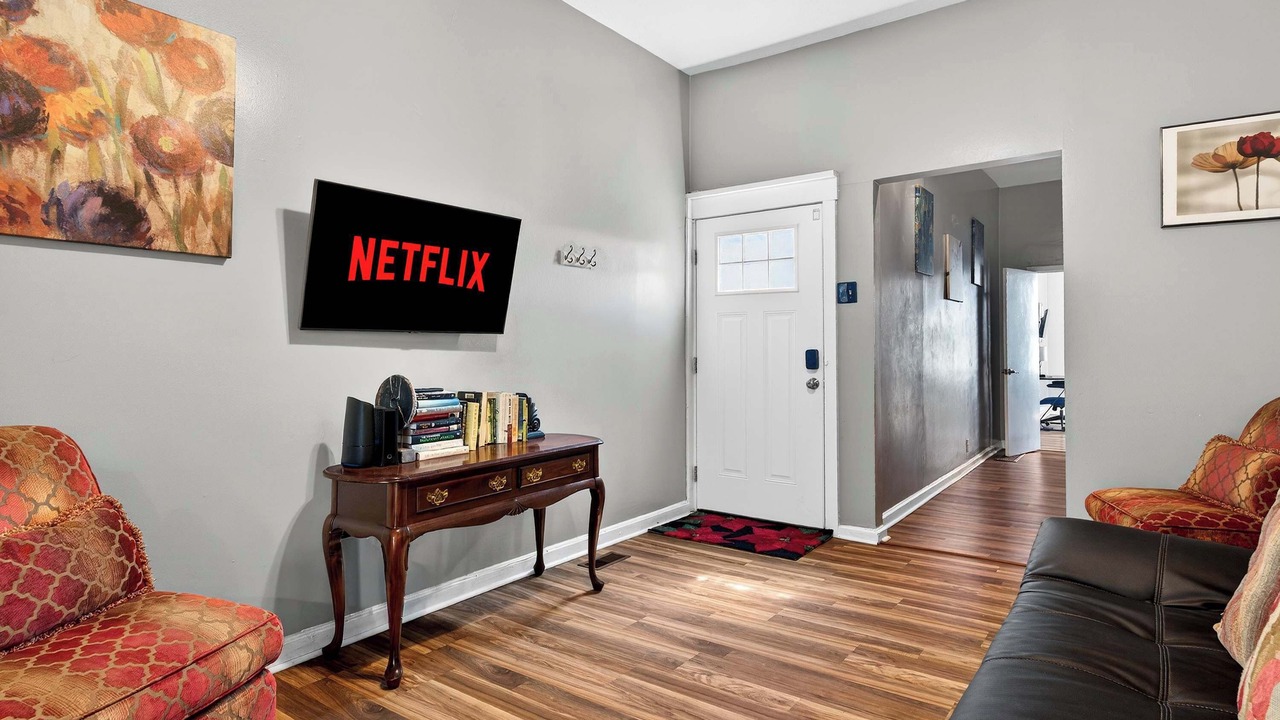 Photo of Bedroom in Shelby Park