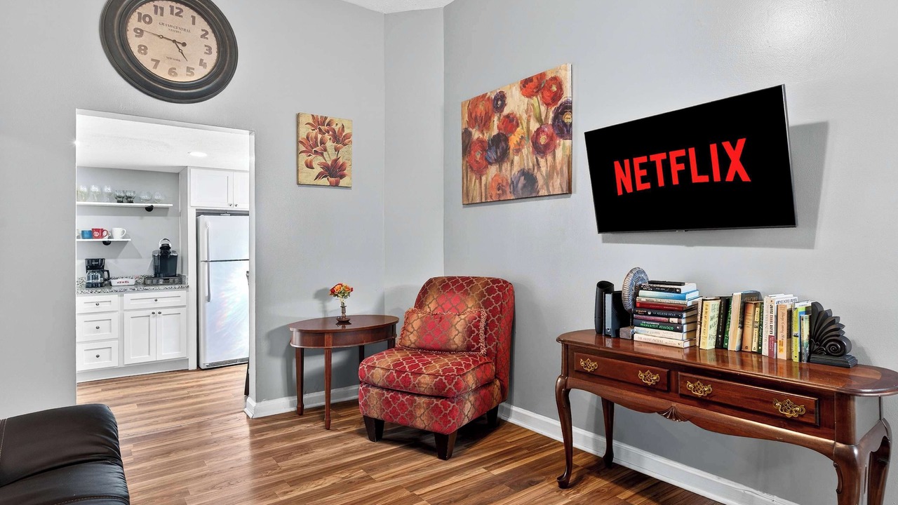 Photo of Bedroom in Shelby Park