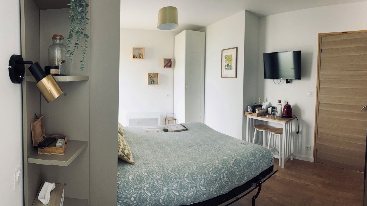 Photo of Bedroom in Moze-sur-Louet