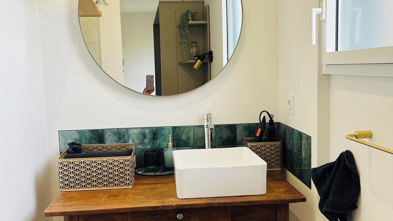Photo of Bathroom in Moze-sur-Louet