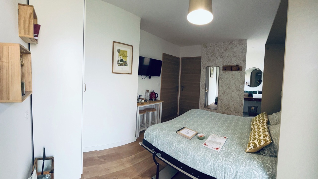 Photo of Bedroom in Moze-sur-Louet