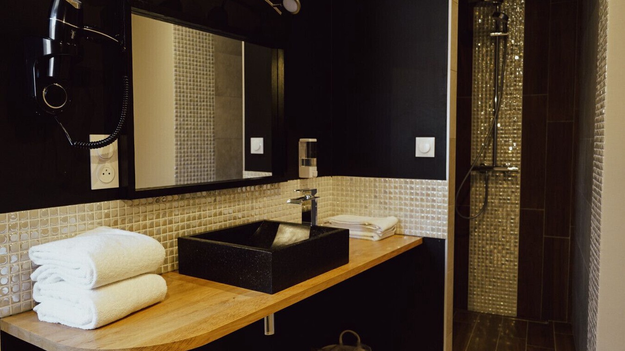 Photo of Bathroom in Chablis