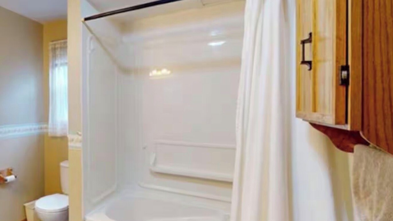 Photo of Bathroom in Alma