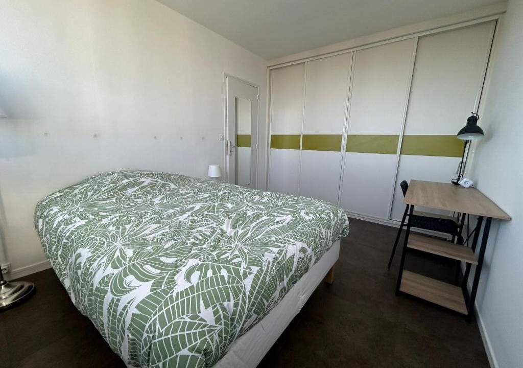 Photo of Bedroom in Tours