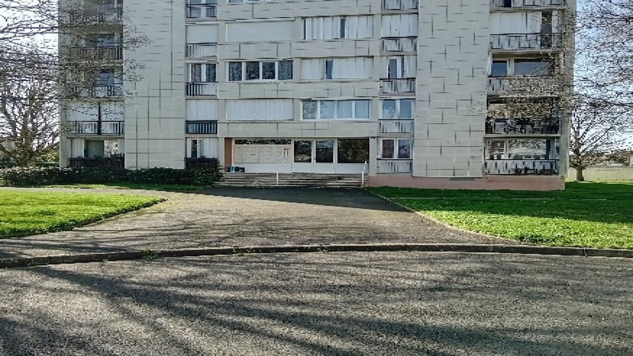 Photo of Outdoor in Tours