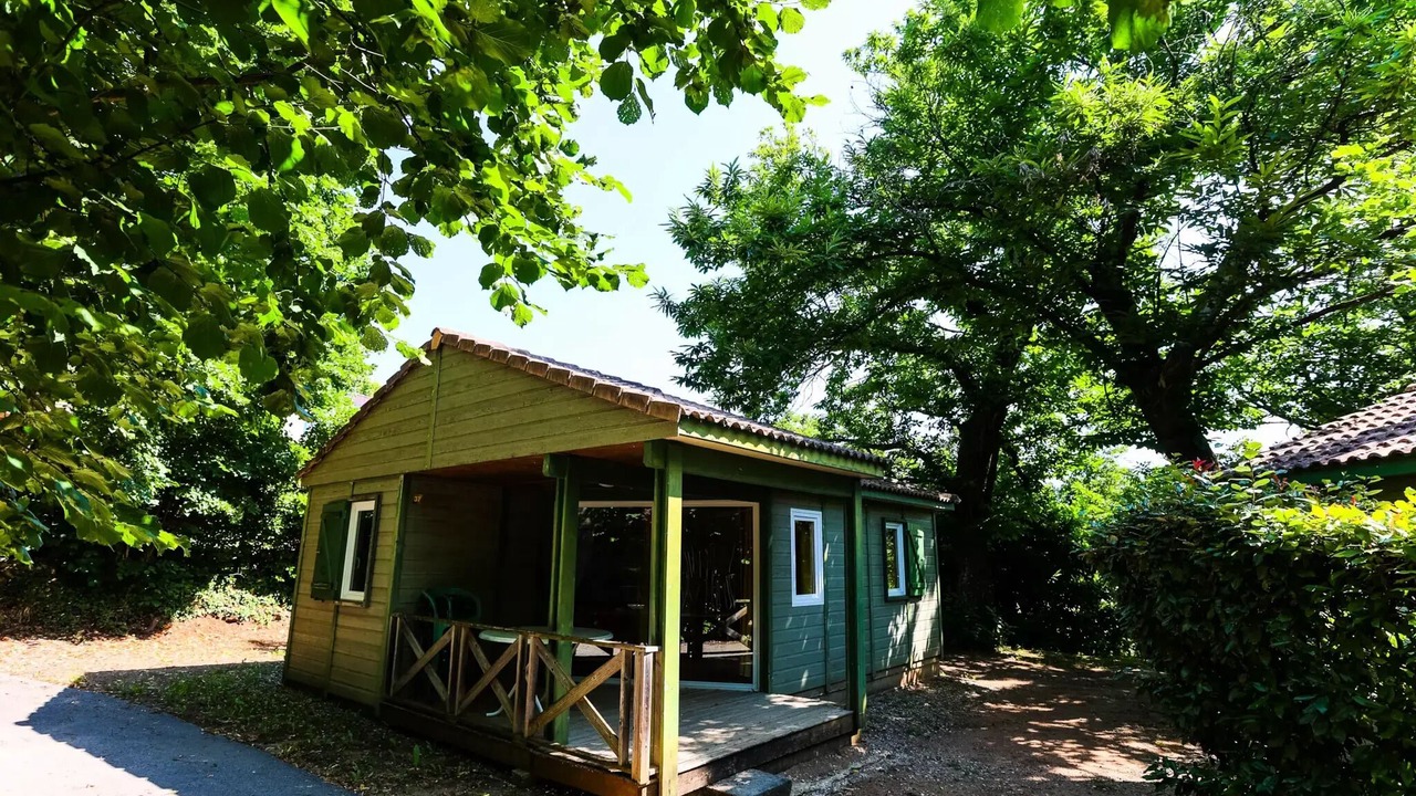 Photo of Outdoor in Ribes