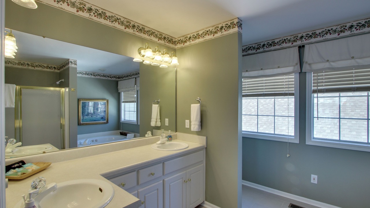 Photo of Bathroom in Abbeville