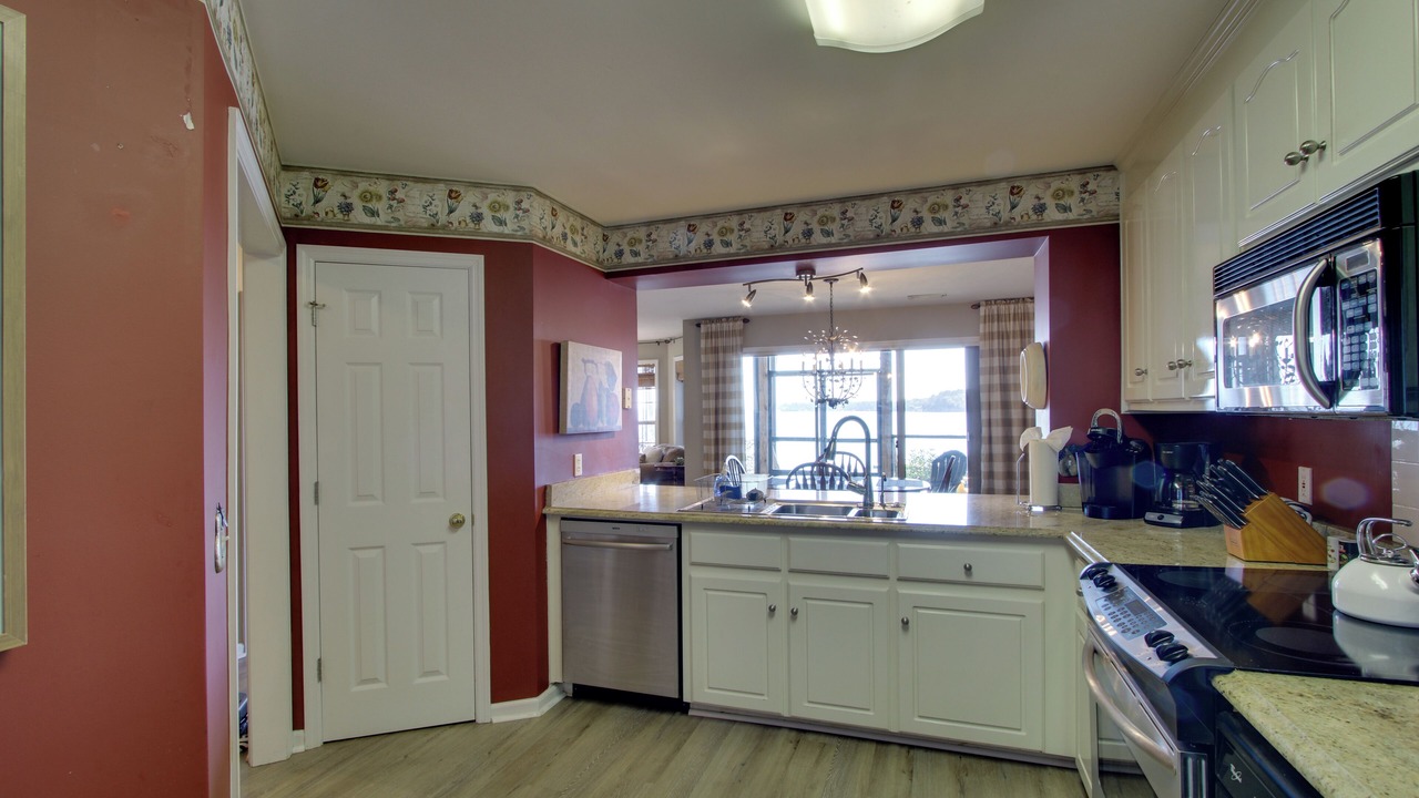 Photo of Kitchen in Abbeville