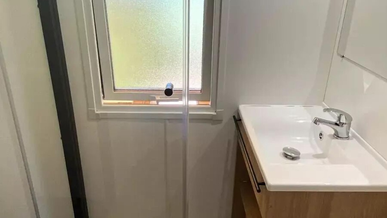 Photo of Bathroom in Saint-Maximin
