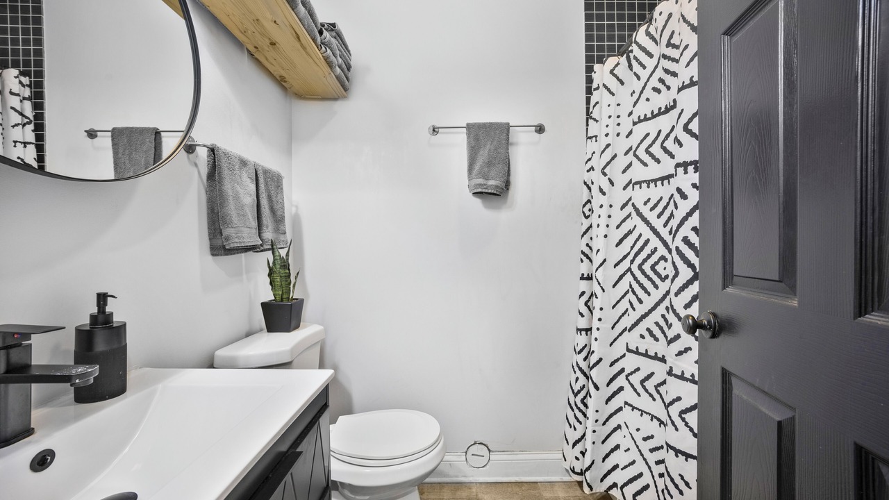 Photo of Bathroom in The Gap