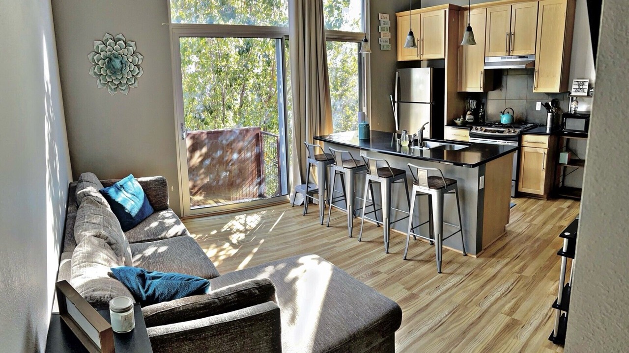 Photo of Patio Balcony in Raynolds Addition