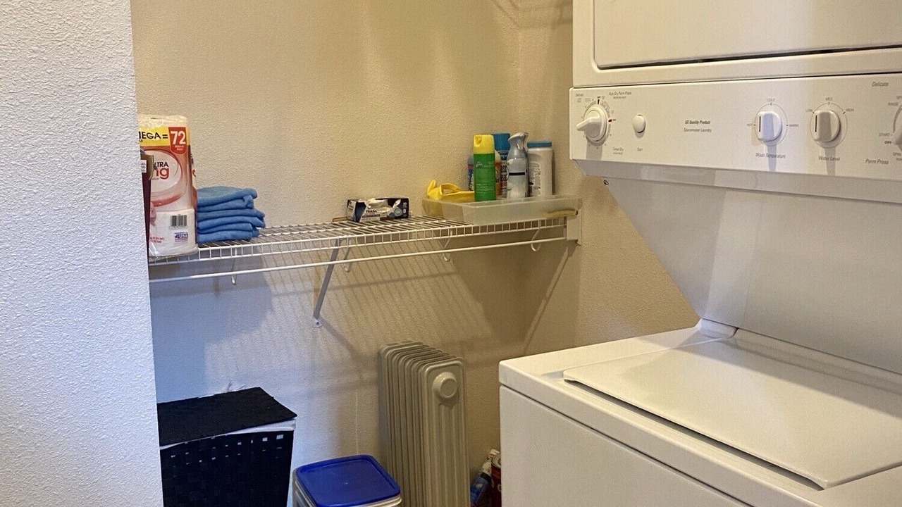 Photo of Bedroom in Raynolds Addition
