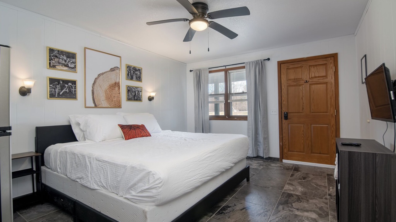 Photo of Bedroom in Balsam Lake