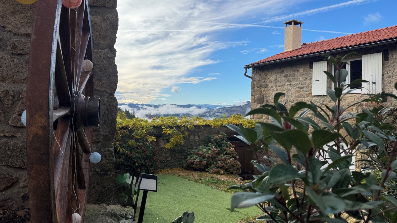 Photo of Outdoor in Nozieres