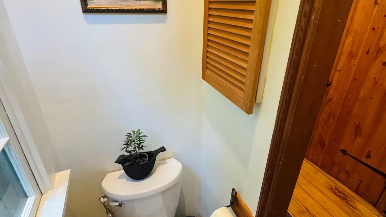 Photo of Bathroom in Bynum