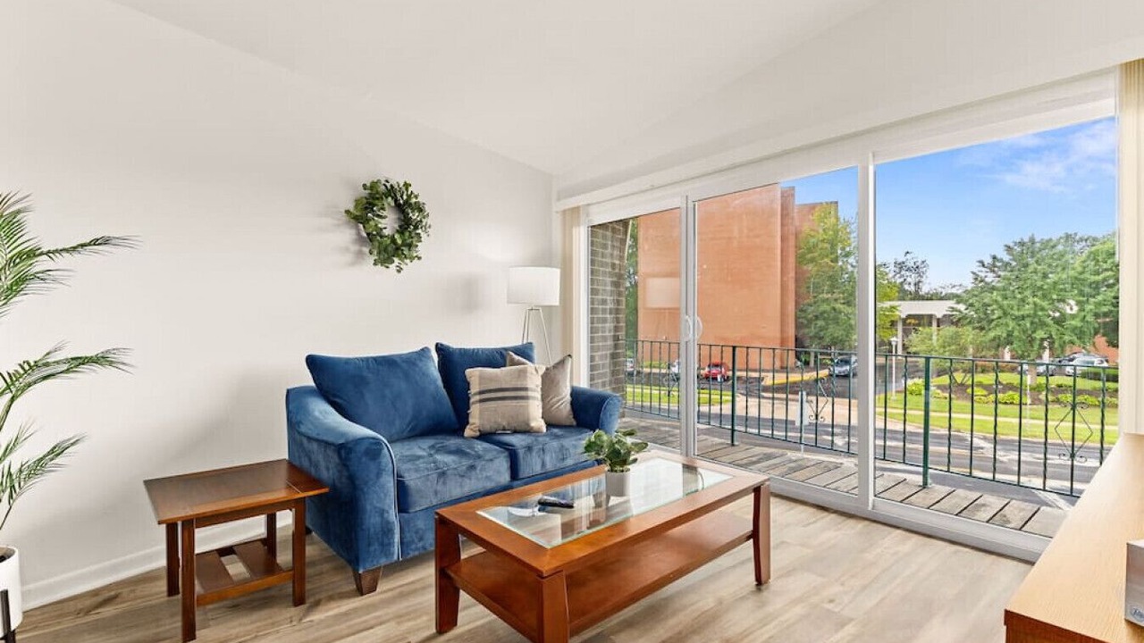 Photo of Livingroom in Orange Prairie