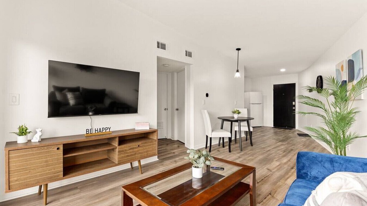 Photo of Livingroom in Orange Prairie