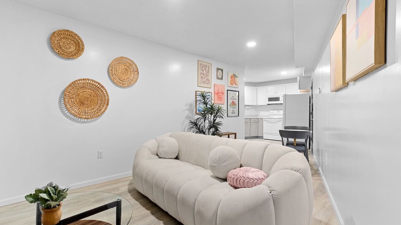 Photo of Livingroom in Orange Prairie