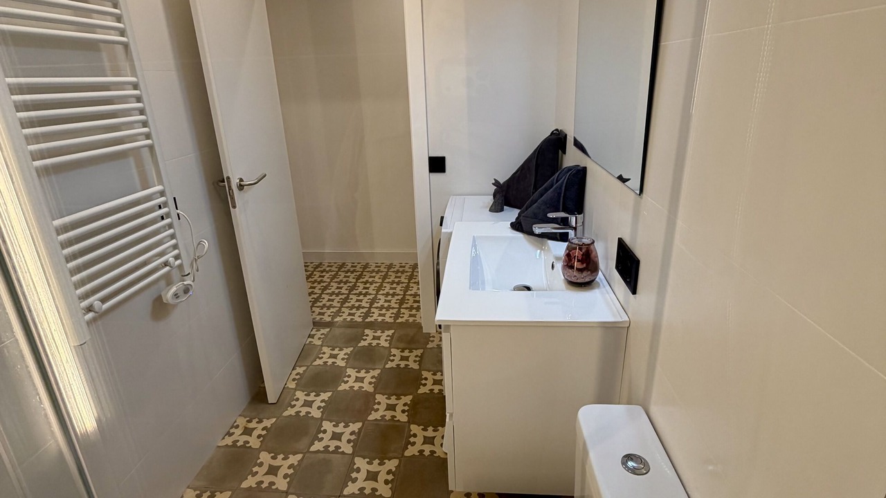Photo of Bathroom in Vic