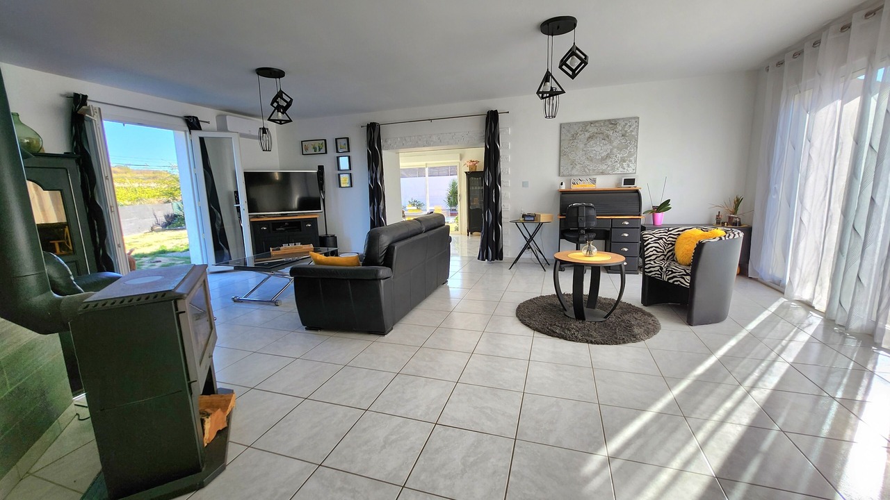 Photo of Livingroom in Magalas