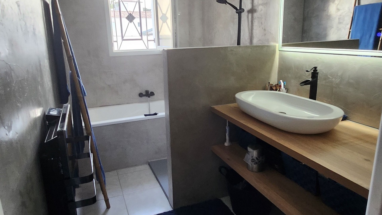 Photo of Bathroom in Magalas