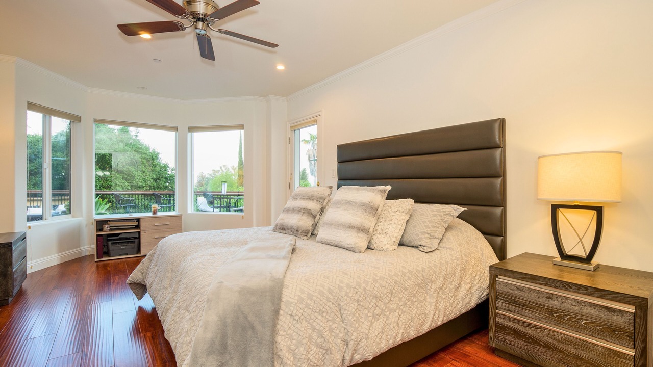Photo of Bedroom in Woodland Hills