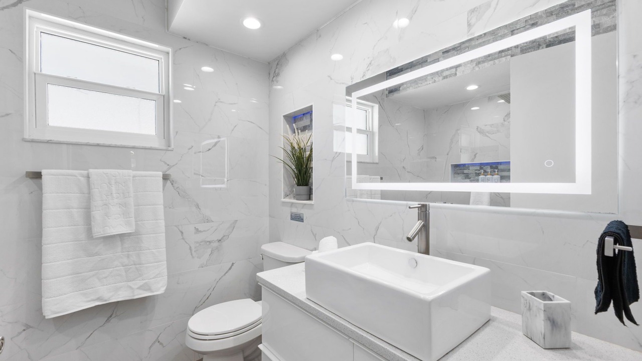 Photo of Bathroom in Lake Sarasota