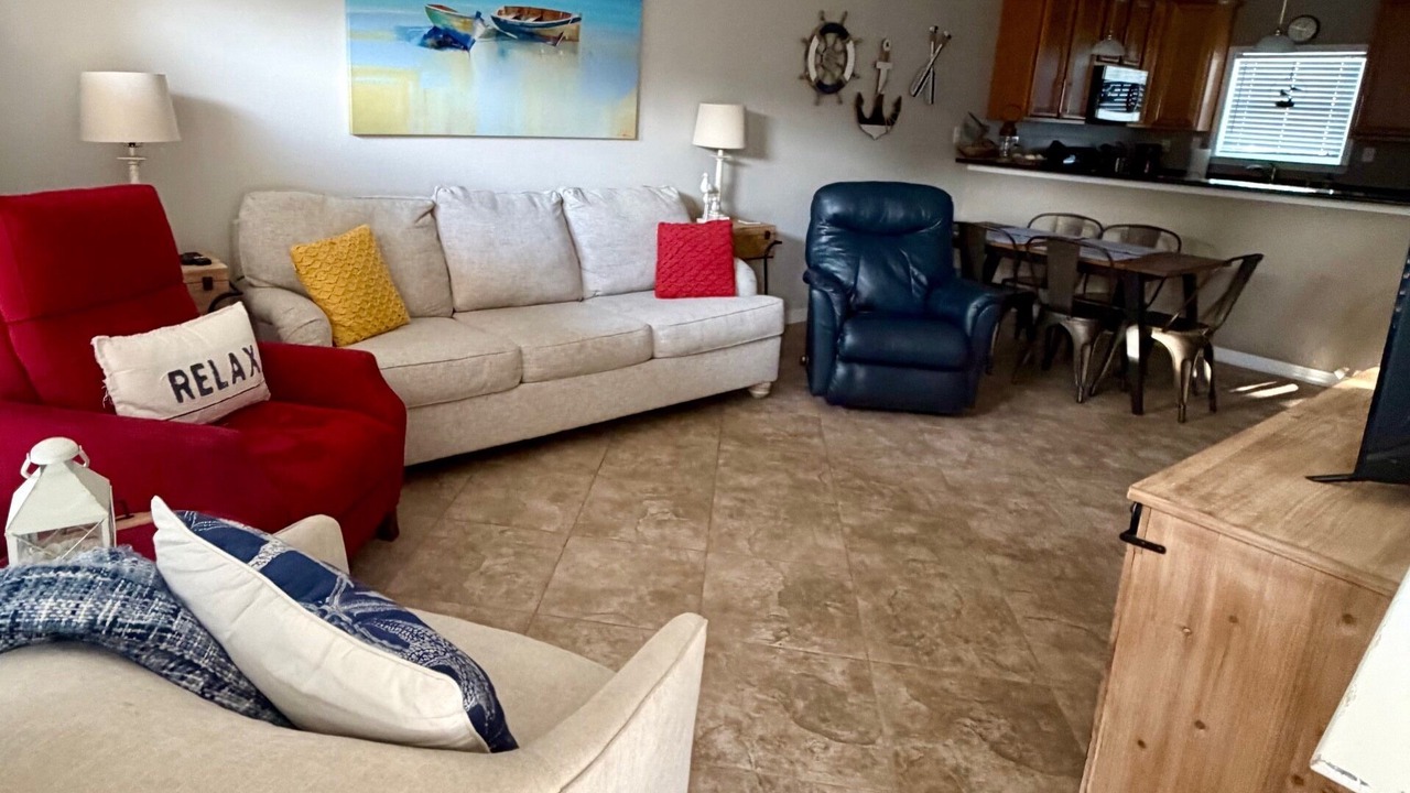 Photo of Livingroom in Long Beach