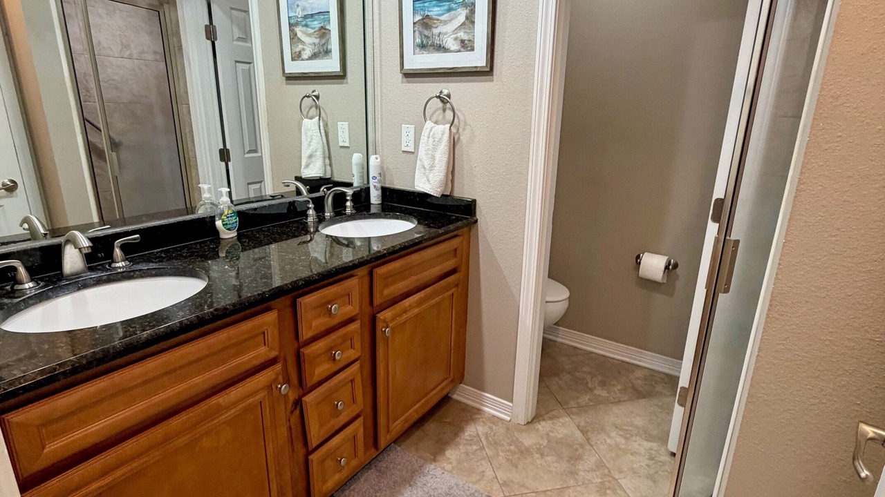 Photo of Bathroom in Long Beach