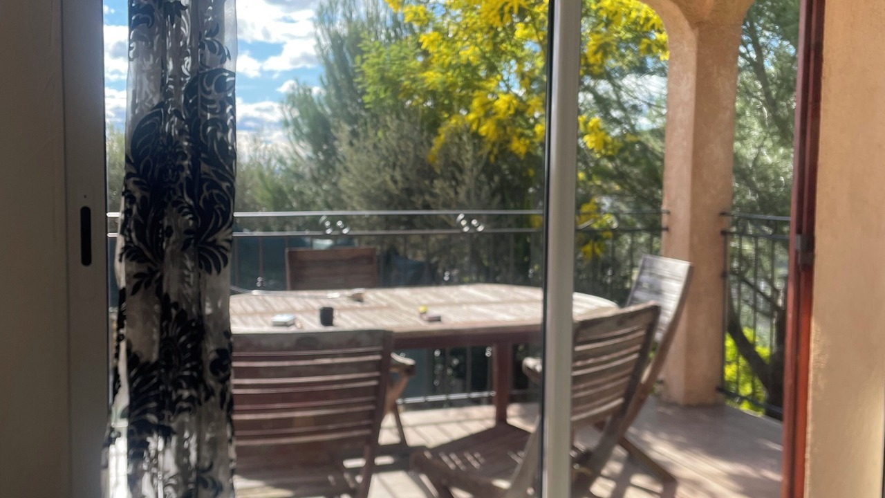 Photo of Others in Beaucaire