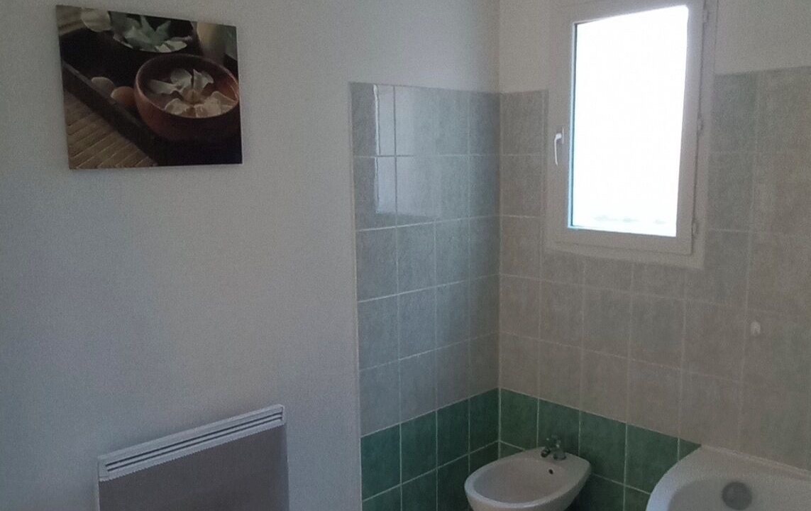 Photo of Bathroom in Beaucaire