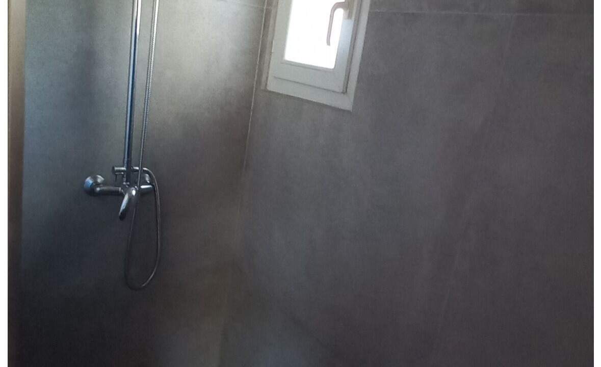Photo of Bathroom in Beaucaire