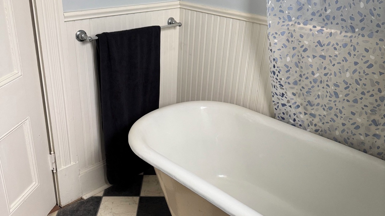 Photo of Bathroom in Port Williams
