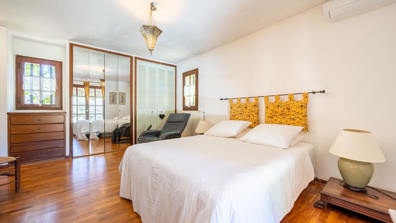 Photo of Bedroom in Le Plan-de-Grasse